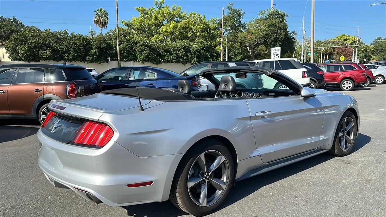 Ford Mustang  2015