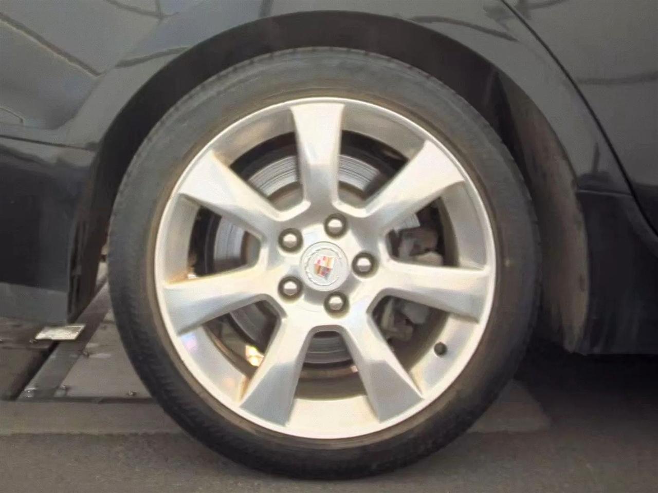 Cadillac ATS 4dr Sdn 2.0L Luxury RWD 2013