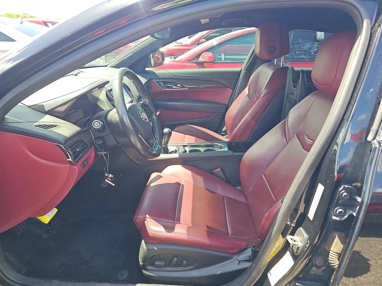 Cadillac ATS 4dr Sdn 2.0L Luxury RWD 2013