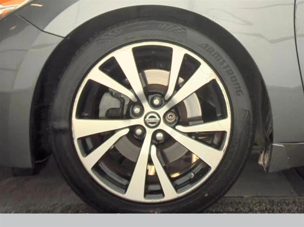 Nissan Maxima 4dr Sdn 3.5 SL 2016