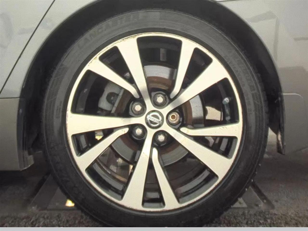 Nissan Maxima 4dr Sdn 3.5 SL 2016