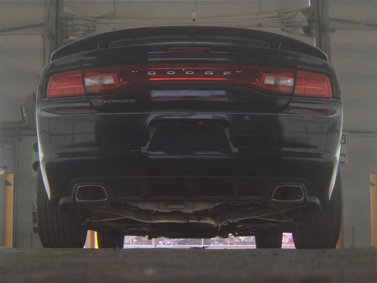 Dodge Charger 4dr Sdn SE RWD 2014