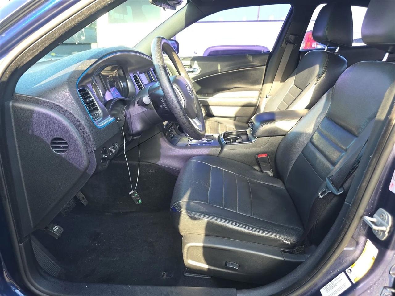 Dodge Charger 4dr Sdn SE RWD 2014