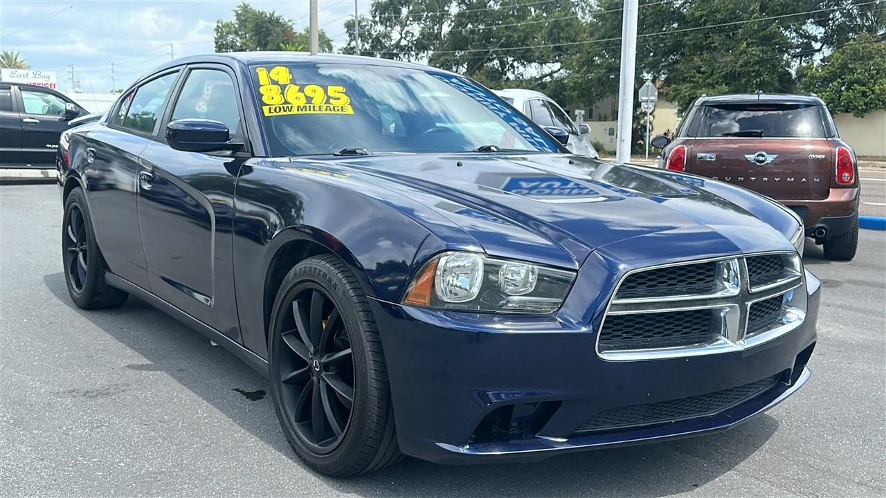 Dodge Charger 4dr Sdn SE RWD 2014
