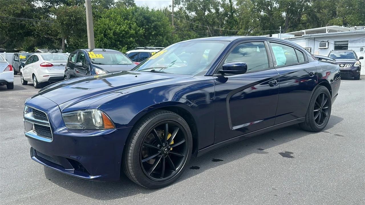 Dodge Charger 4dr Sdn SE RWD 2014
