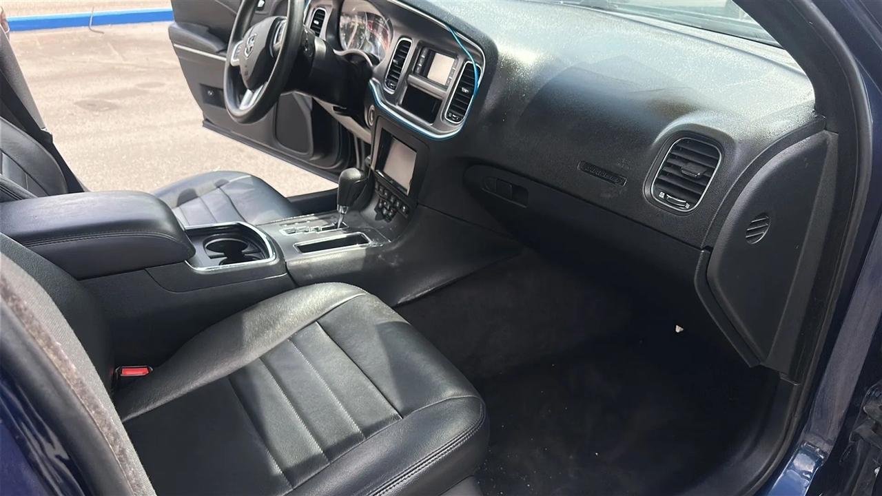 Dodge Charger 4dr Sdn SE RWD 2014