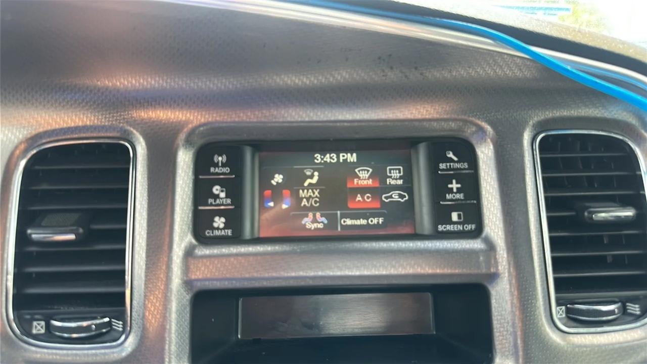 Dodge Charger 4dr Sdn SE RWD 2014