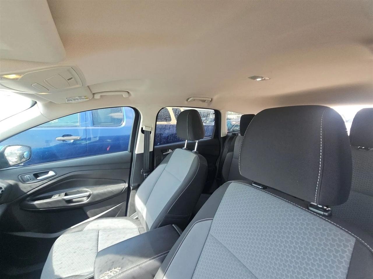 Ford Escape SE FWD 2017