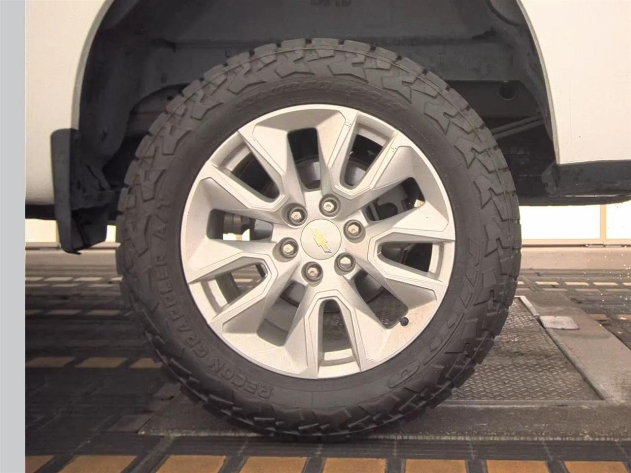 Chevrolet Silverado 1500 LTD 2WD Double Cab 147" Custom 2022