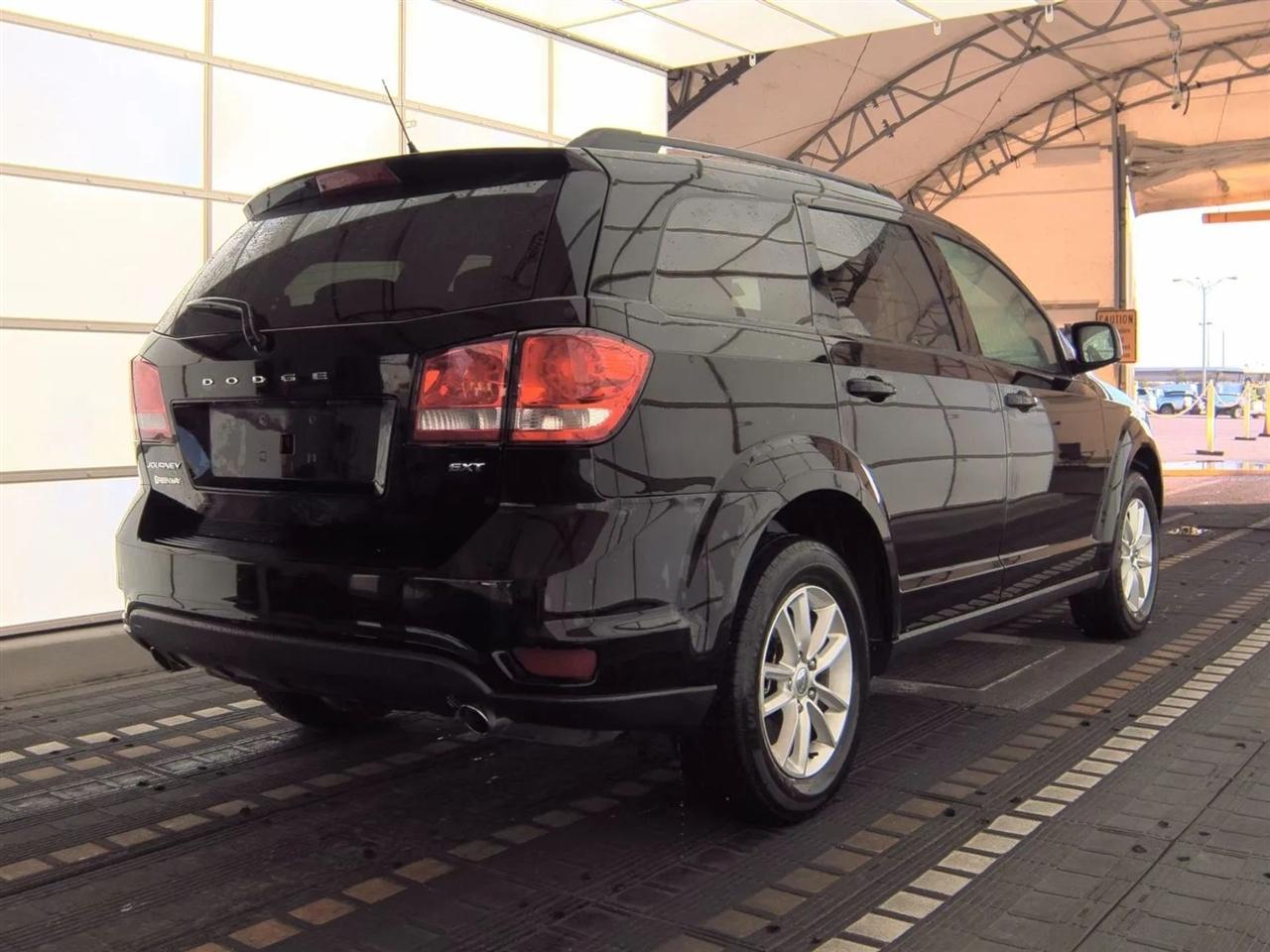 Dodge Journey FWD 4dr SXT 2015