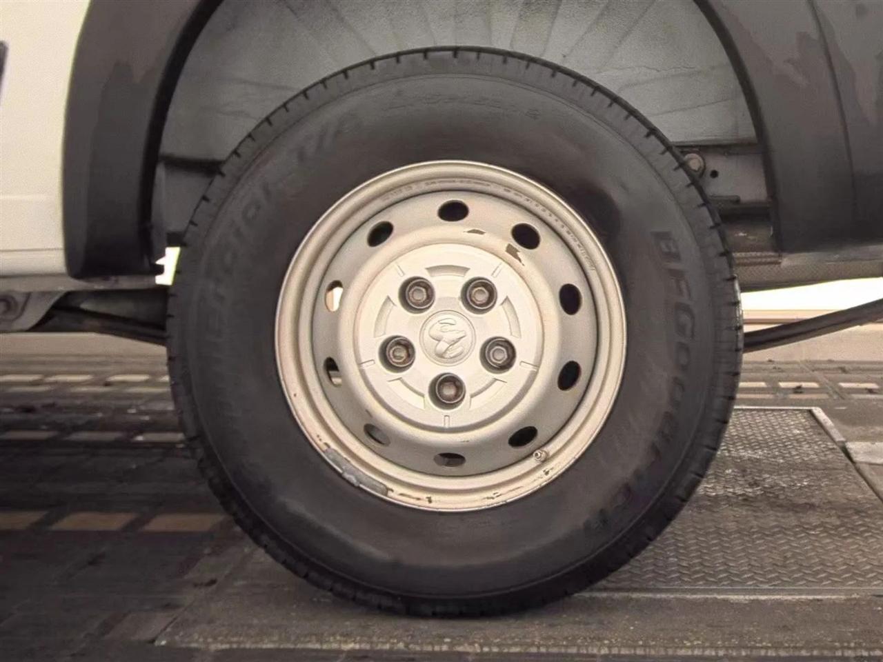 RAM ProMaster Cargo Van 1500 Low Roof 136" WB 2015