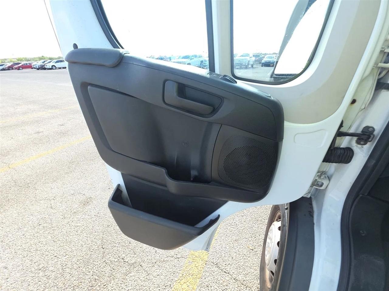 RAM ProMaster Cargo Van 1500 Low Roof 136" WB 2015