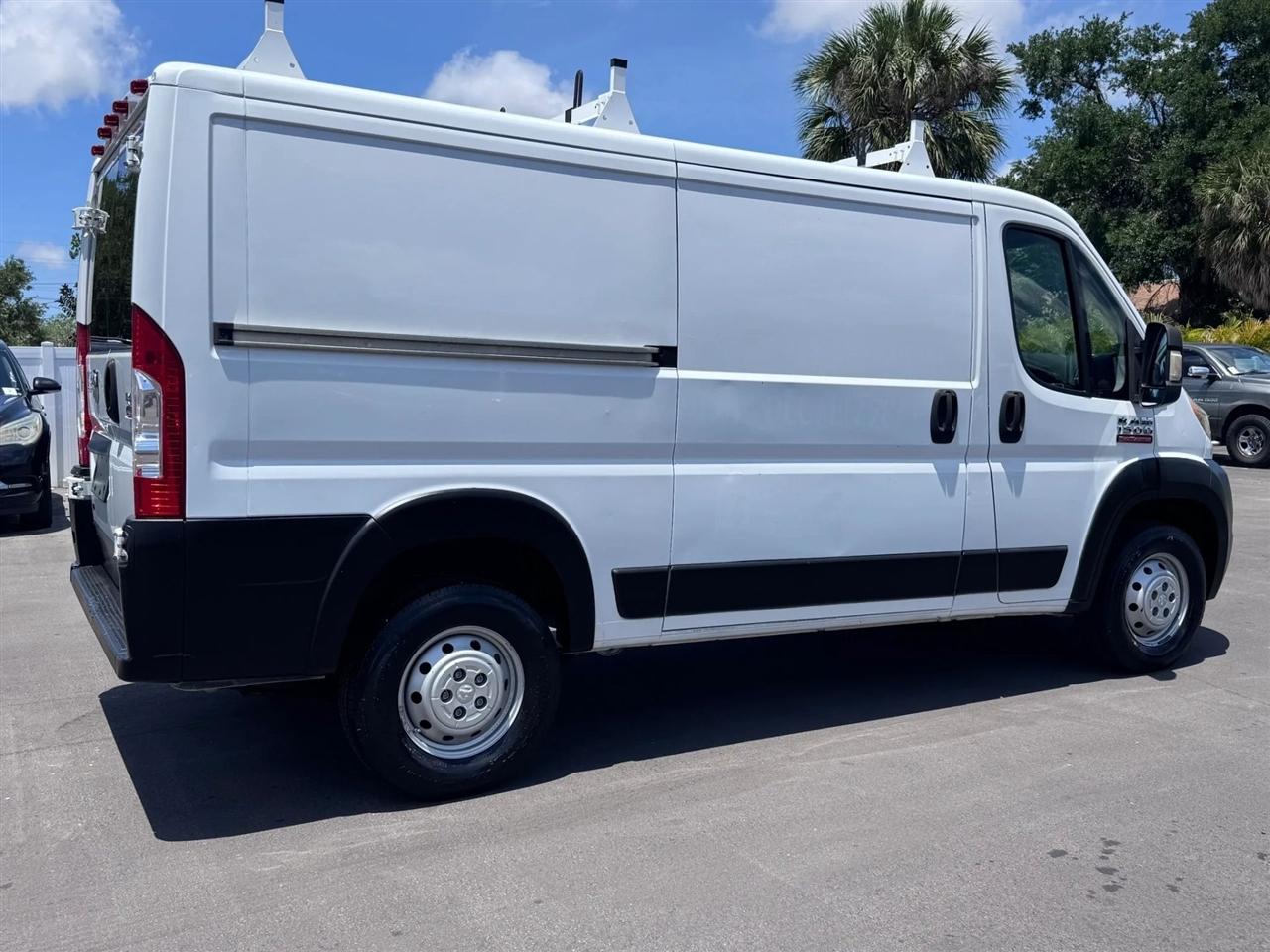 RAM ProMaster Cargo Van 1500 Low Roof 136" WB 2015