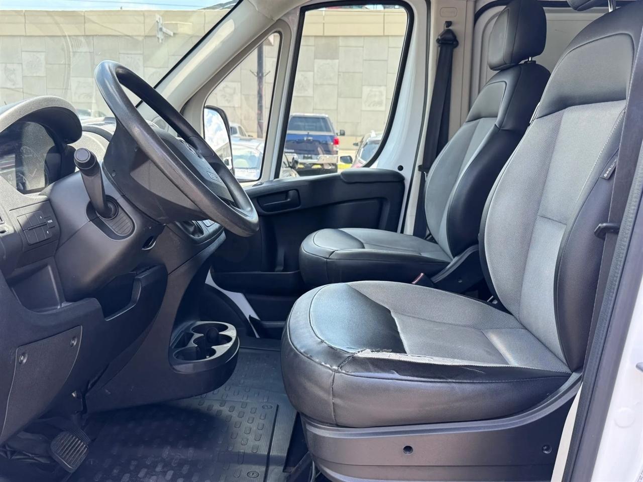 RAM ProMaster Cargo Van 1500 Low Roof 136" WB 2015