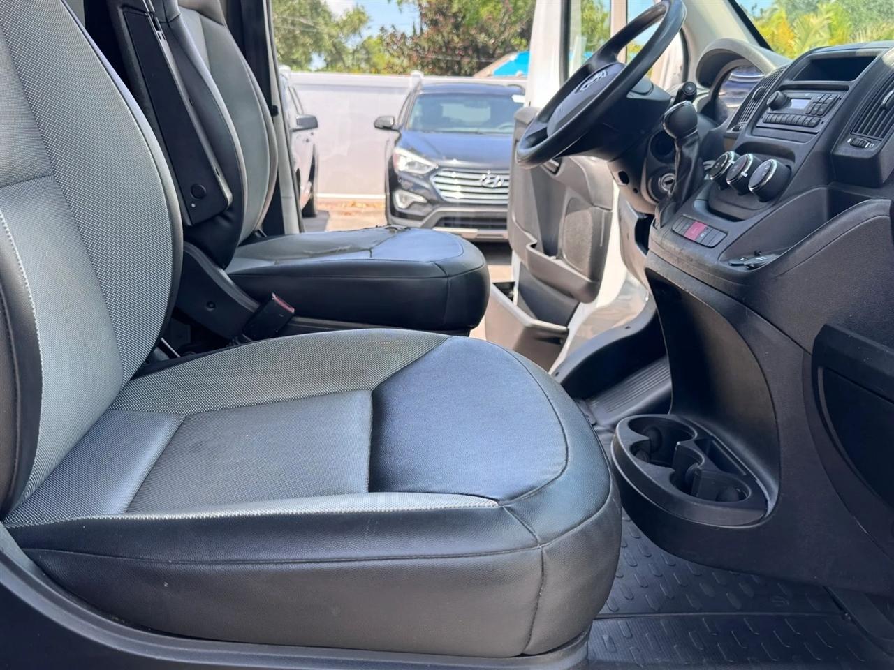RAM ProMaster Cargo Van 1500 Low Roof 136" WB 2015