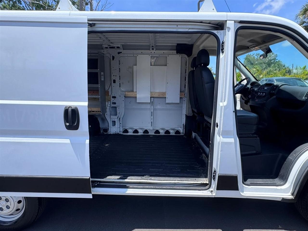 RAM ProMaster Cargo Van 1500 Low Roof 136" WB 2015