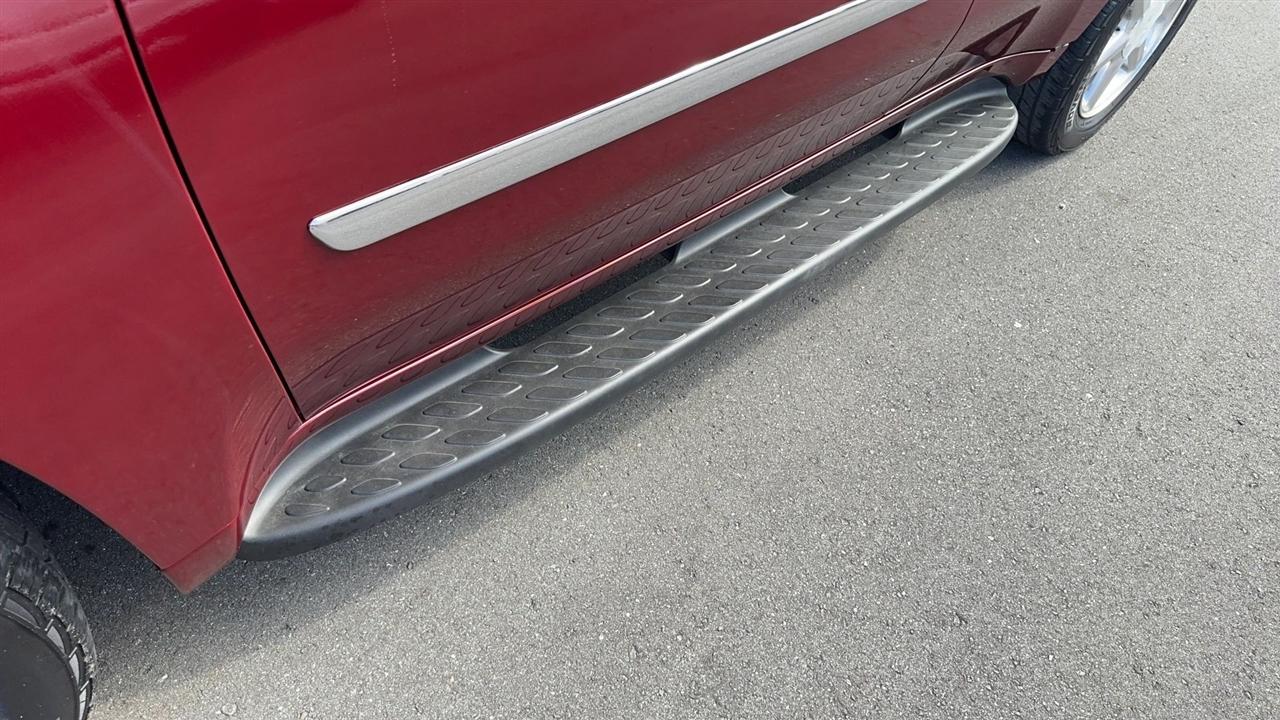 GMC Envoy 2WD 4dr SLT 2009