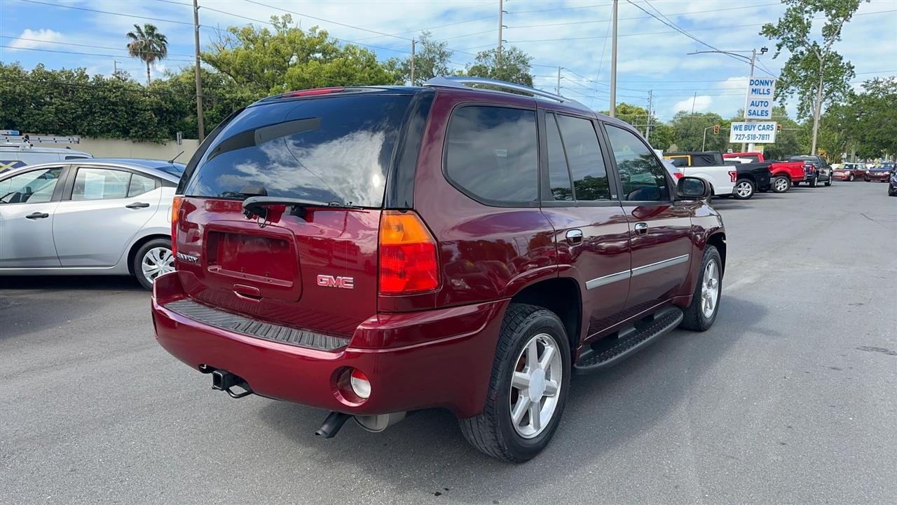 GMC Envoy 2WD 4dr SLT 2009