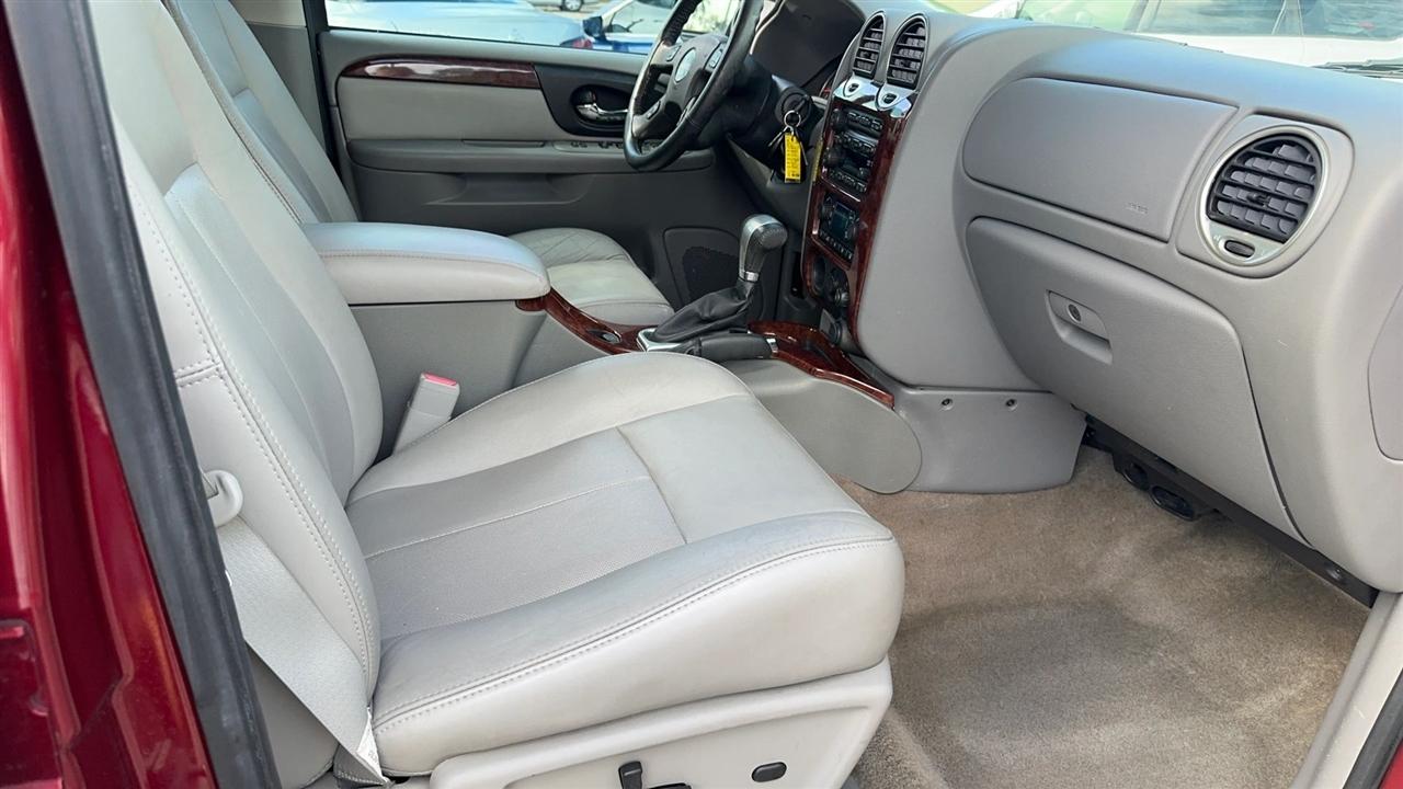 GMC Envoy 2WD 4dr SLT 2009