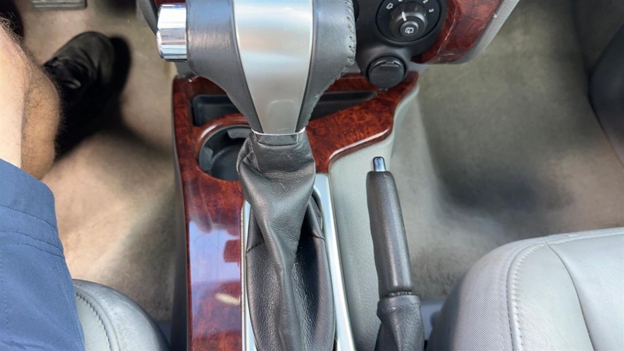 GMC Envoy 2WD 4dr SLT 2009