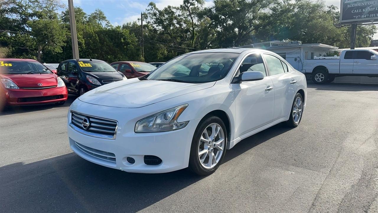 Nissan Maxima 4dr Sdn V6 CVT 3.5 S 2012