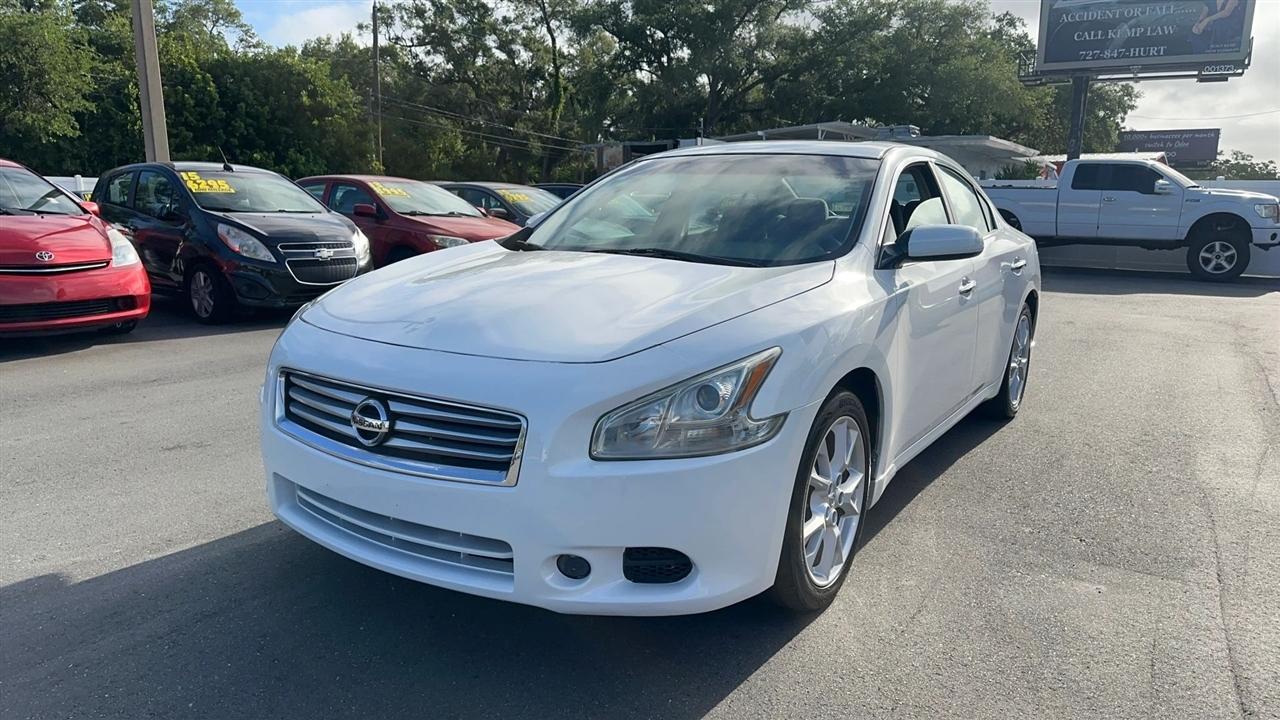 Nissan Maxima 4dr Sdn V6 CVT 3.5 S 2012