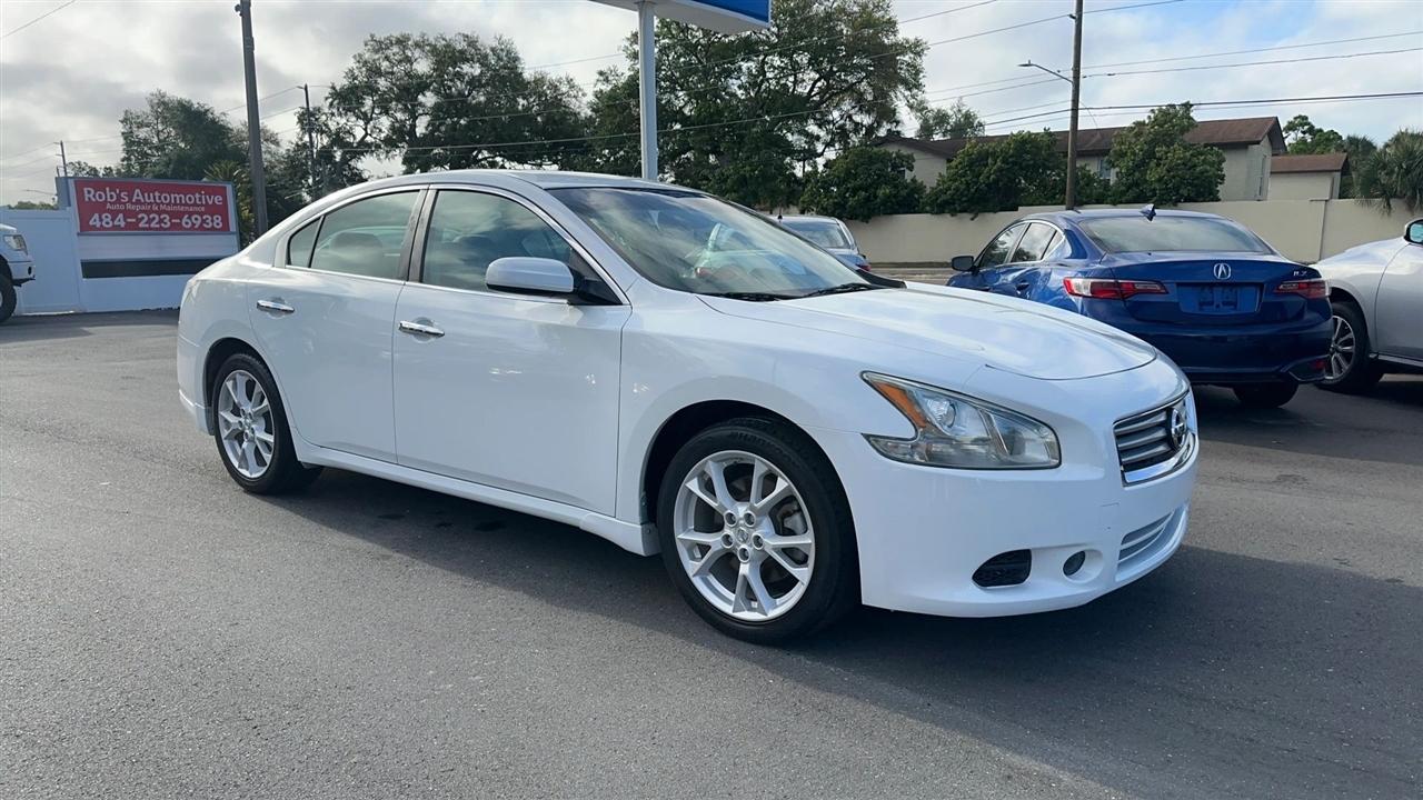 Nissan Maxima 4dr Sdn V6 CVT 3.5 S 2012