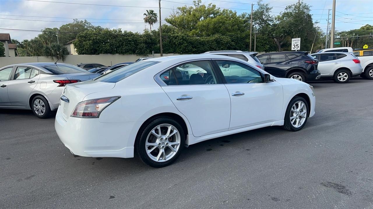 Nissan Maxima 4dr Sdn V6 CVT 3.5 S 2012