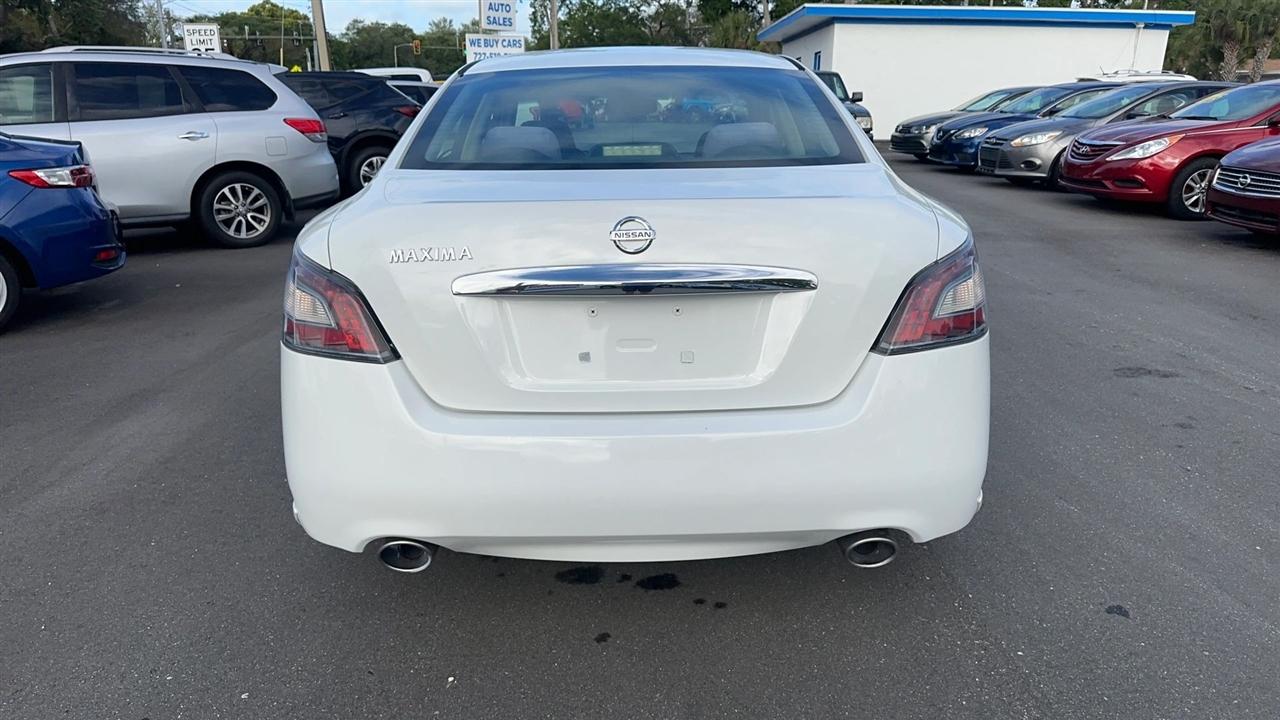 Nissan Maxima 4dr Sdn V6 CVT 3.5 S 2012