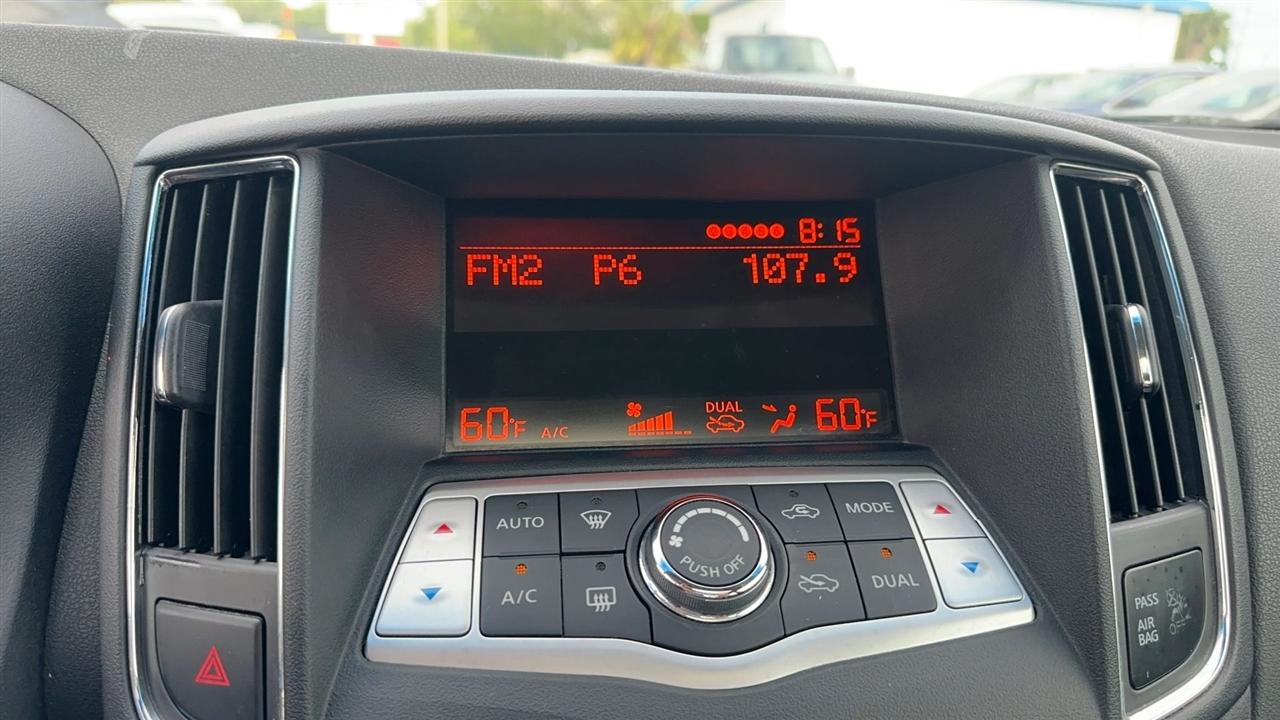 Nissan Maxima 4dr Sdn V6 CVT 3.5 S 2012