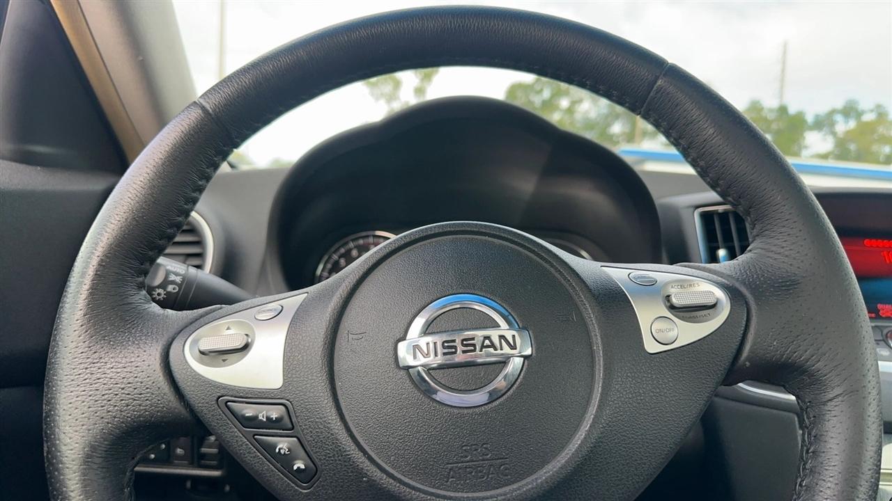 Nissan Maxima 4dr Sdn V6 CVT 3.5 S 2012