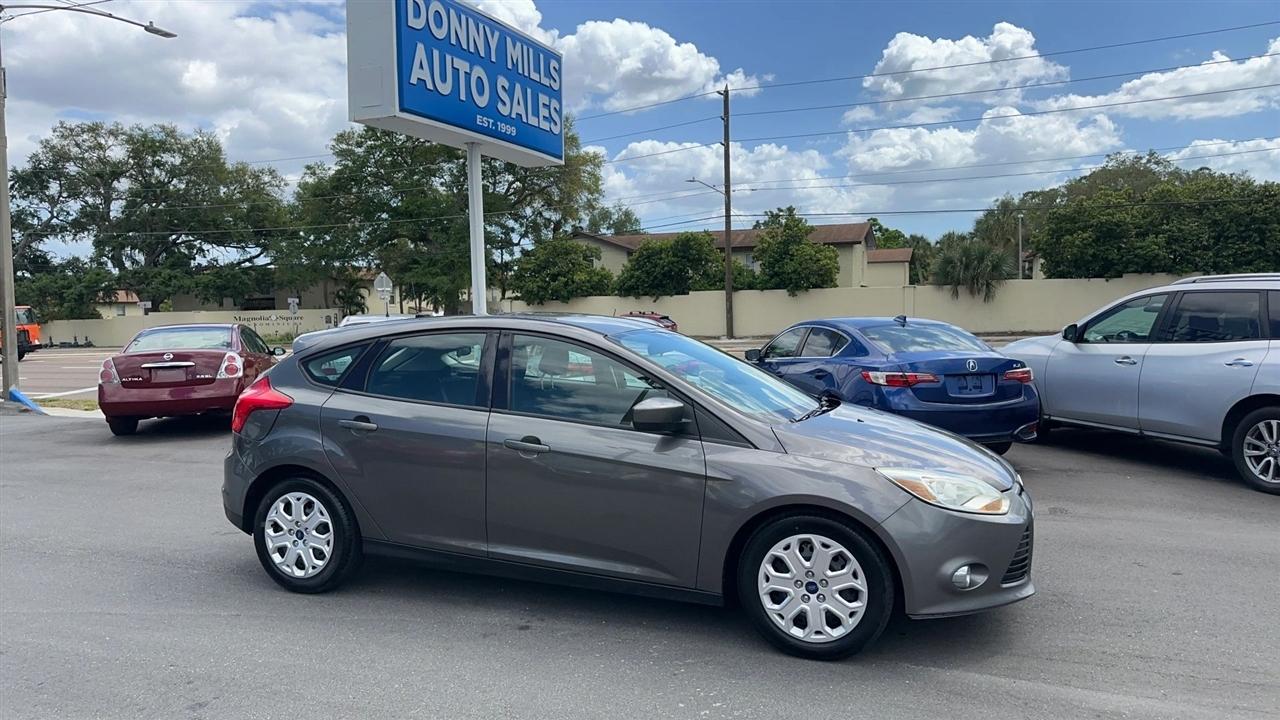 Ford Focus 5dr HB SE 2012