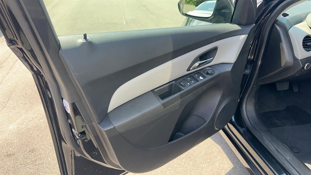 Chevrolet Cruze Limited 4dr Sdn Auto LS 2016