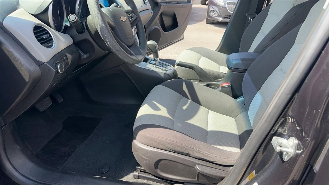 Chevrolet Cruze Limited 4dr Sdn Auto LS 2016