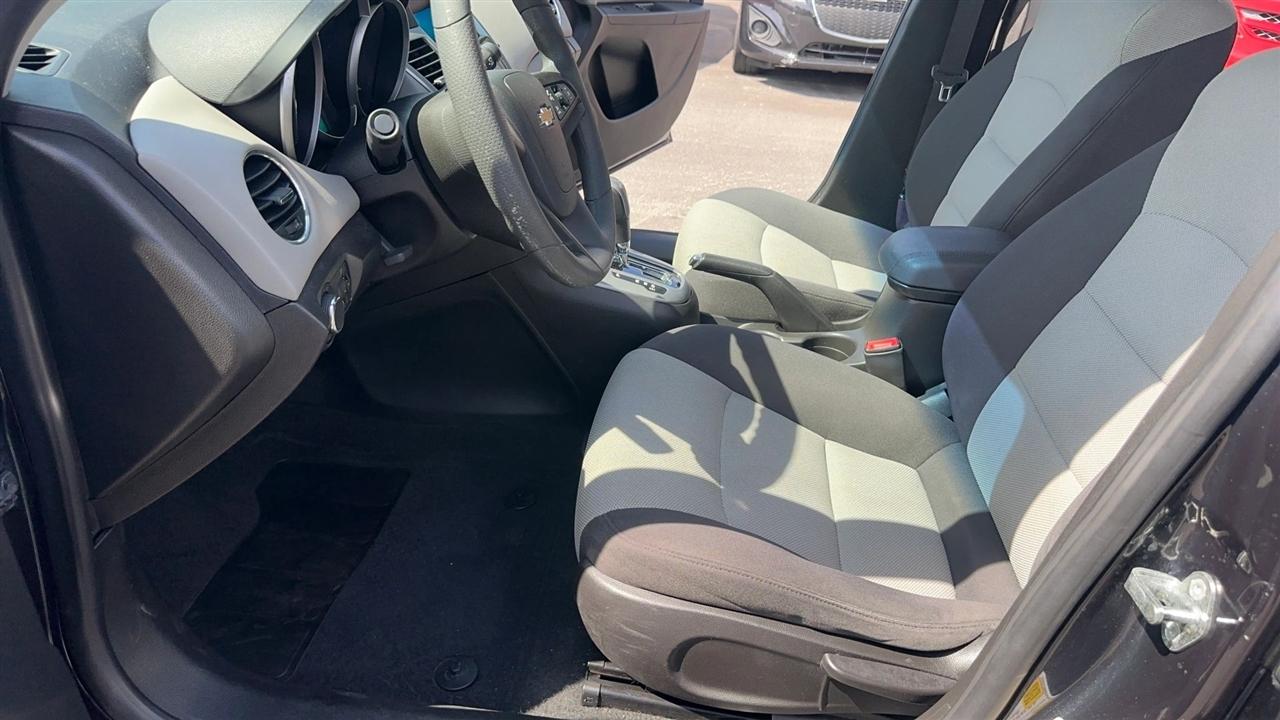 Chevrolet Cruze Limited 4dr Sdn Auto LS 2016