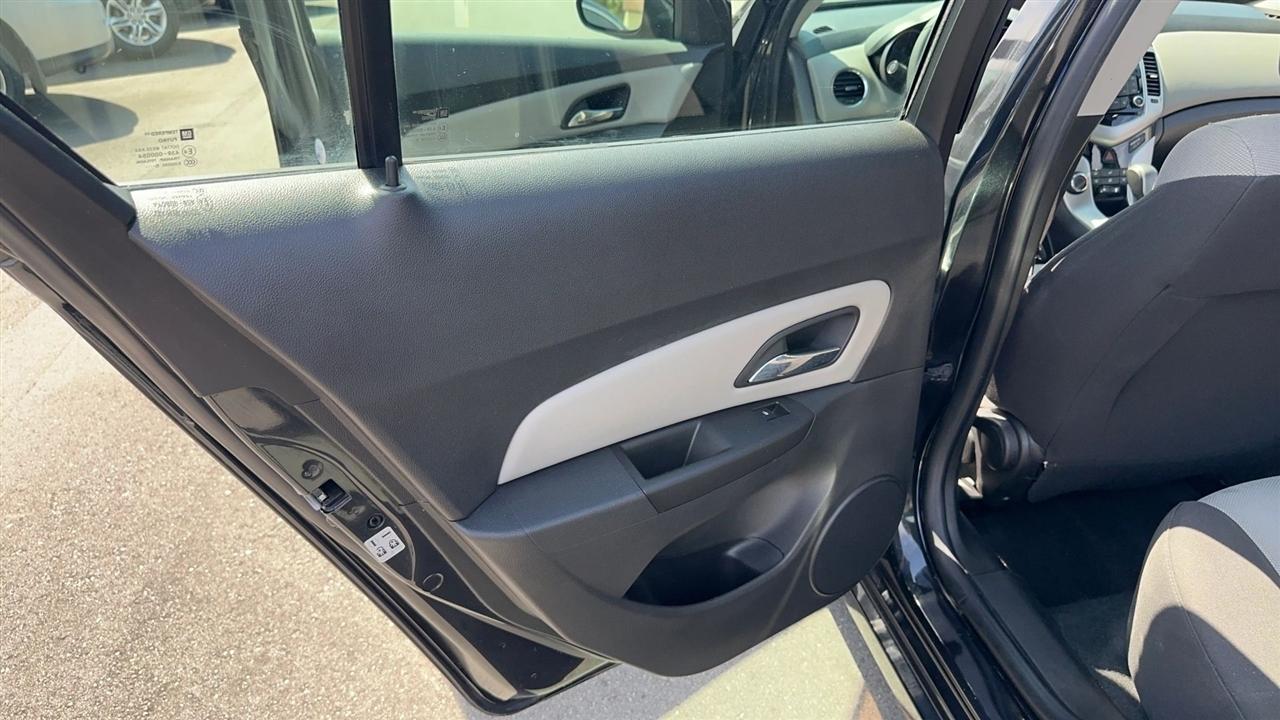 Chevrolet Cruze Limited 4dr Sdn Auto LS 2016