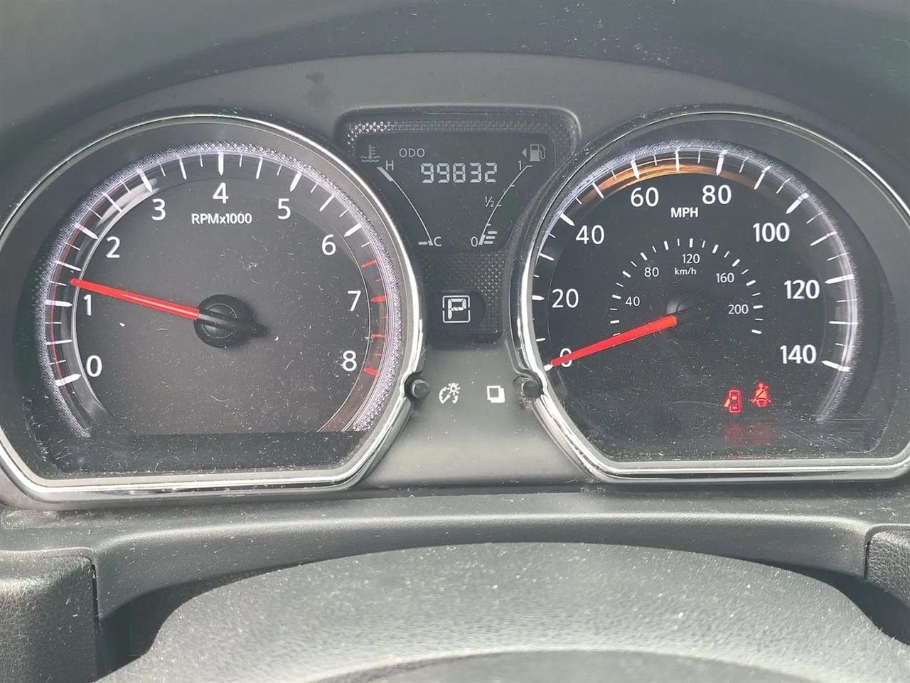 Nissan Versa Sedan SV CVT 2019