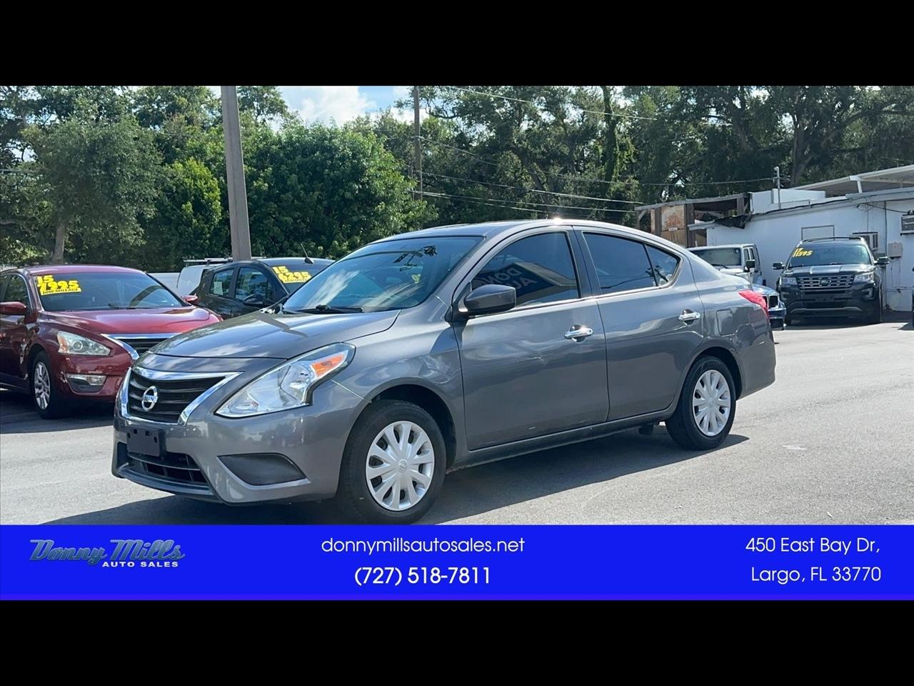 Nissan Versa Sedan SV CVT 2019