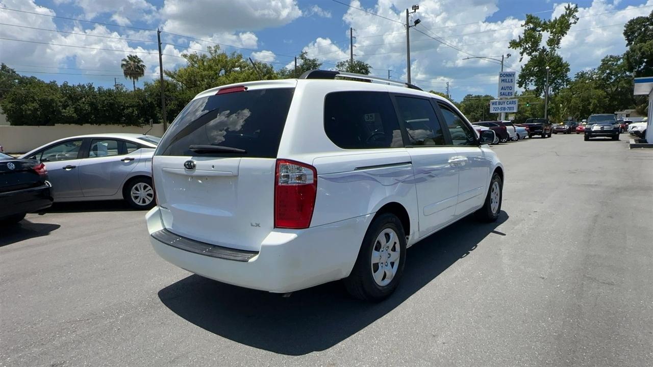Kia Sedona 4dr LWB LX 2009