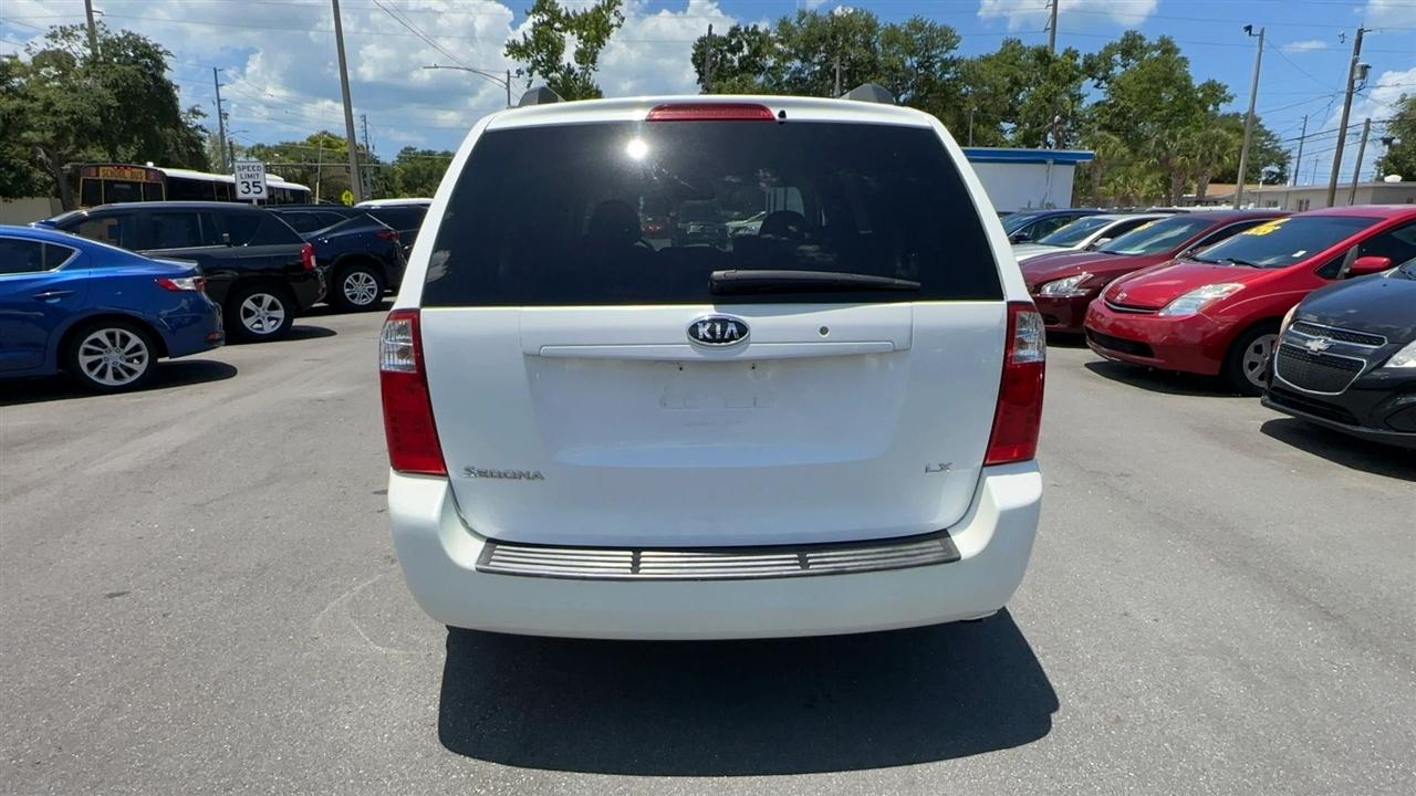 Kia Sedona 4dr LWB LX 2009