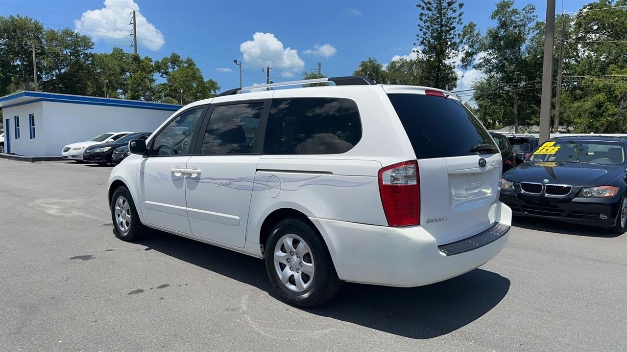 Kia Sedona 4dr LWB LX 2009