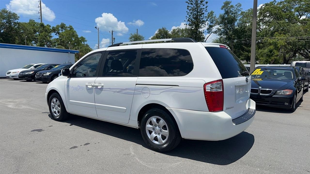 Kia Sedona 4dr LWB LX 2009