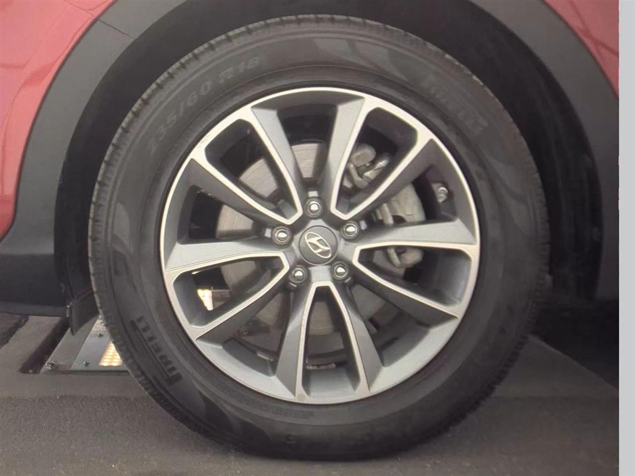 Hyundai Santa Fe SE 3.3L Auto 2017