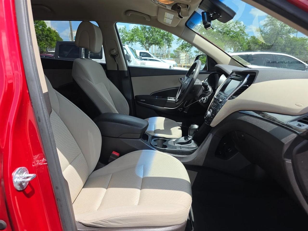 Hyundai Santa Fe SE 3.3L Auto 2017