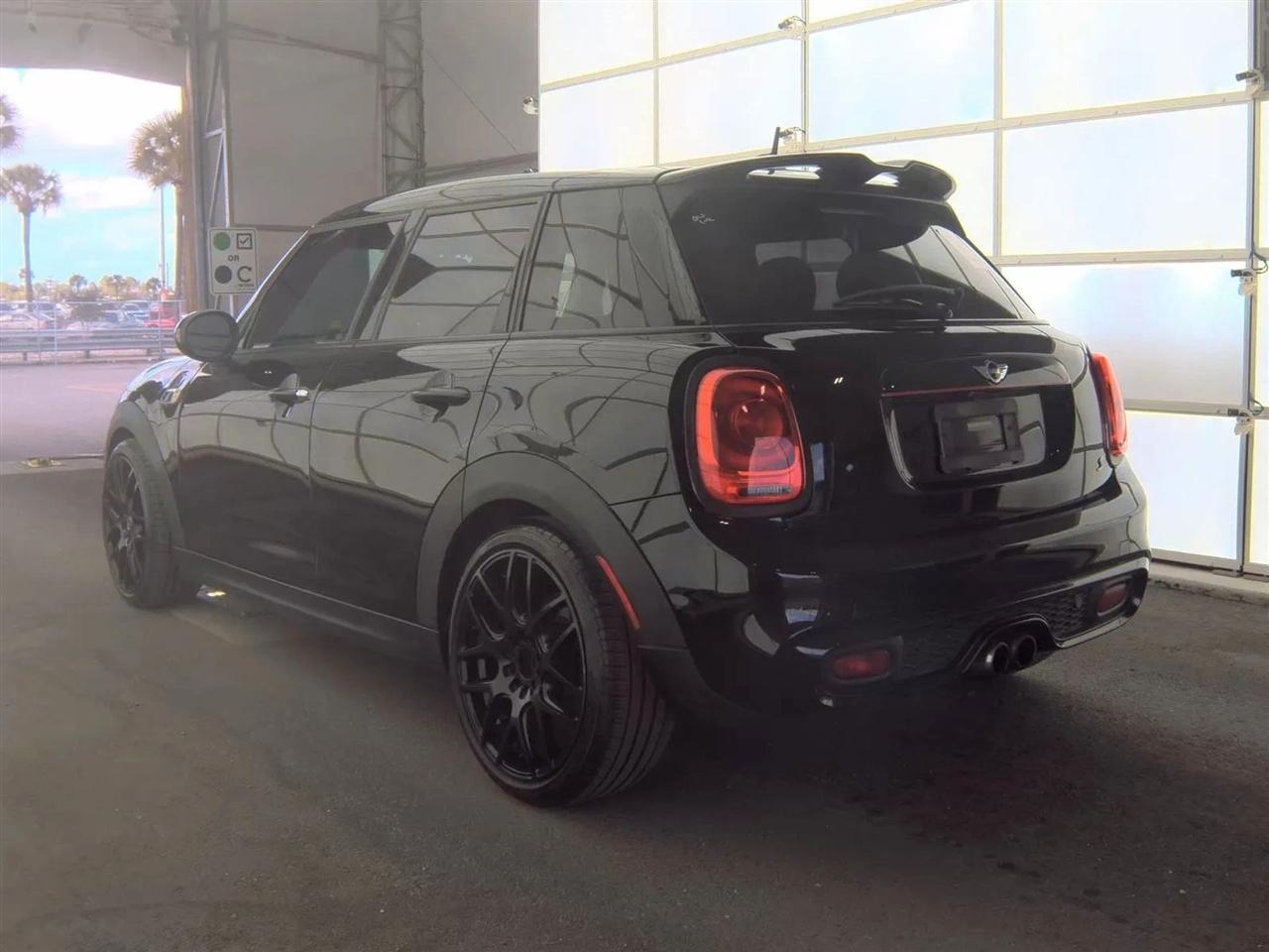 MINI Hardtop 4 Door Cooper S FWD 2017