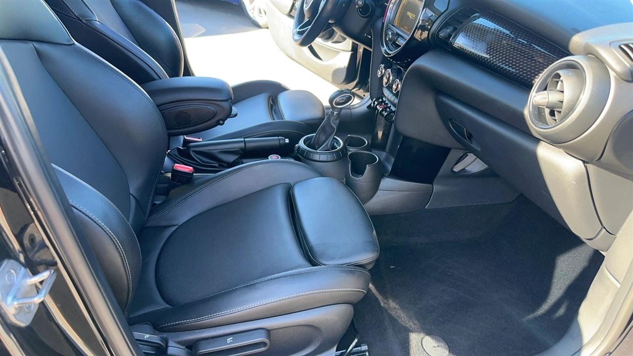 MINI Hardtop 4 Door Cooper S FWD 2017