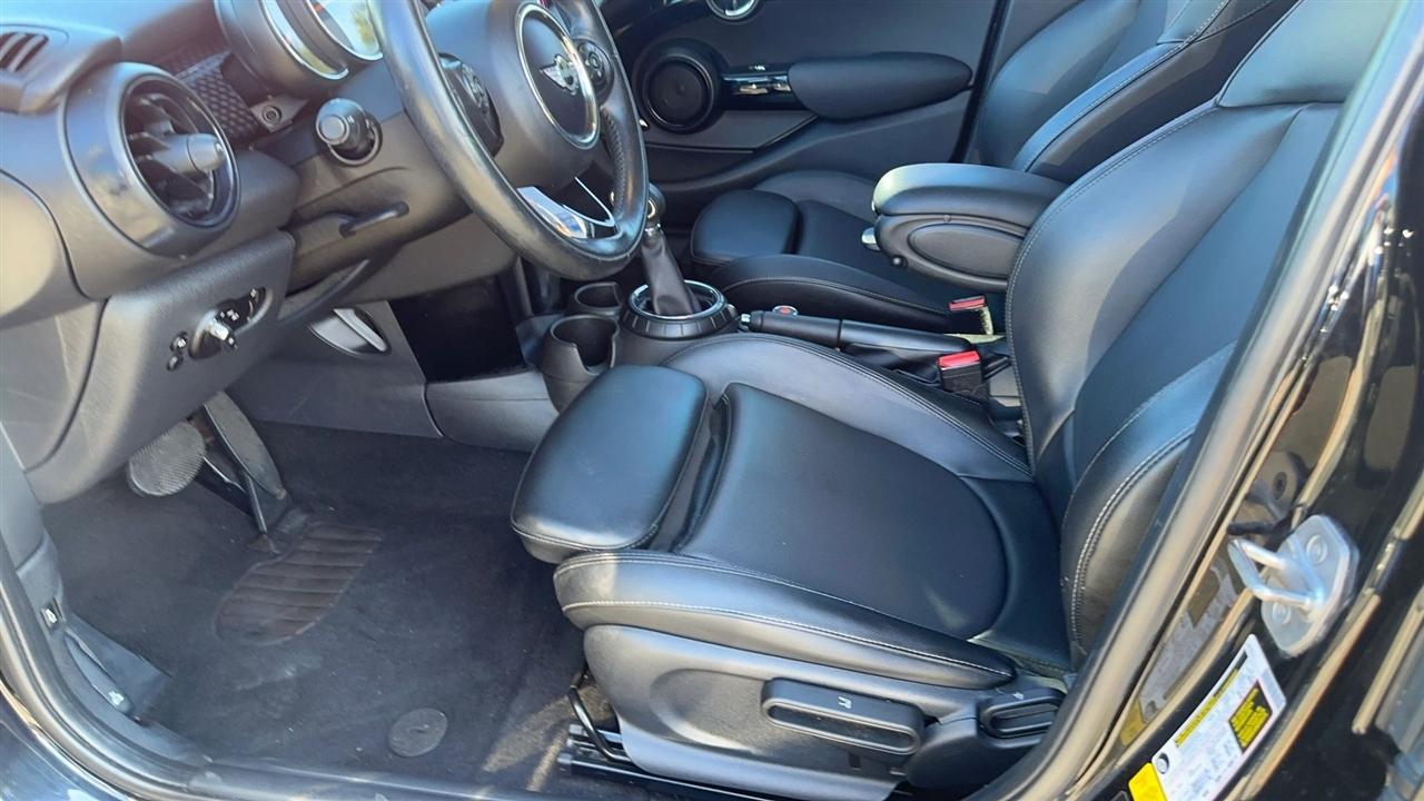 MINI Hardtop 4 Door Cooper S FWD 2017
