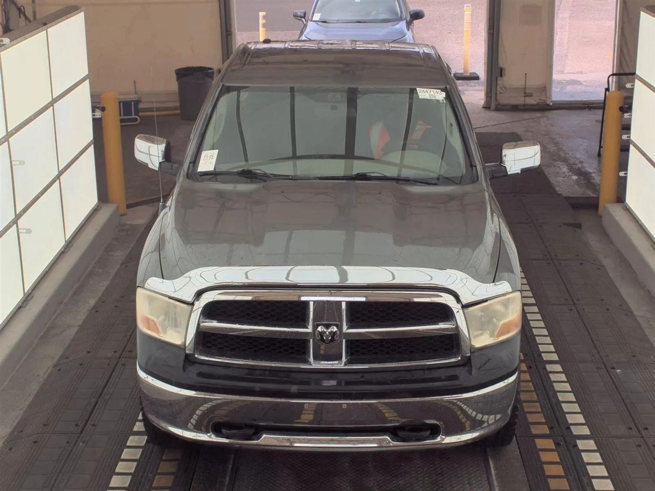 RAM 1500 4WD Quad Cab 140.5" Tradesman 2012