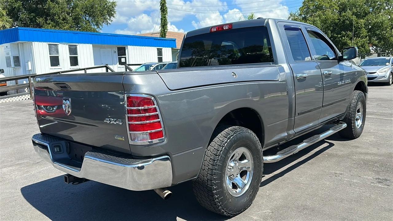 RAM 1500 4WD Quad Cab 140.5" Tradesman 2012