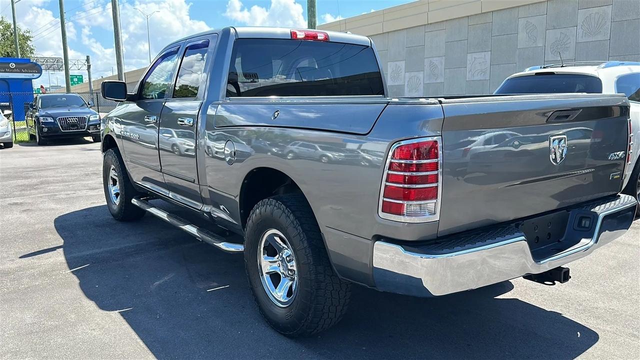 RAM 1500 4WD Quad Cab 140.5" Tradesman 2012